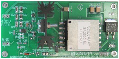 LED驅動器參考設計，1.9英寸 x 3.9英寸，雙層板