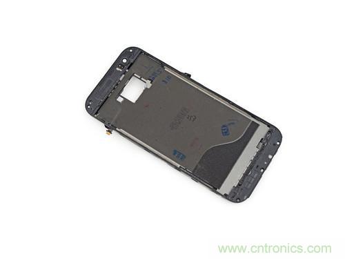 牛人強拆！新HTC One(M8)真機精密做工難修理