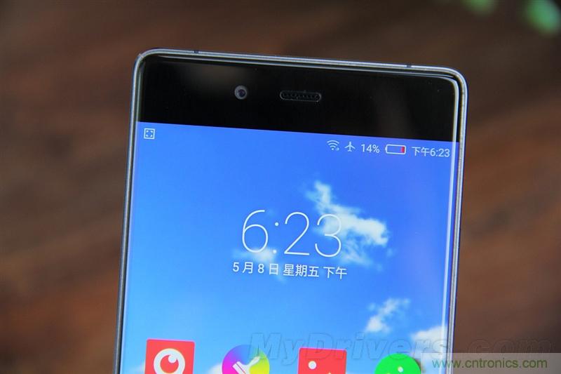 無邊框的 nubia Z9 ，一款既有驚喜，又有驚艷的智能手機(jī)